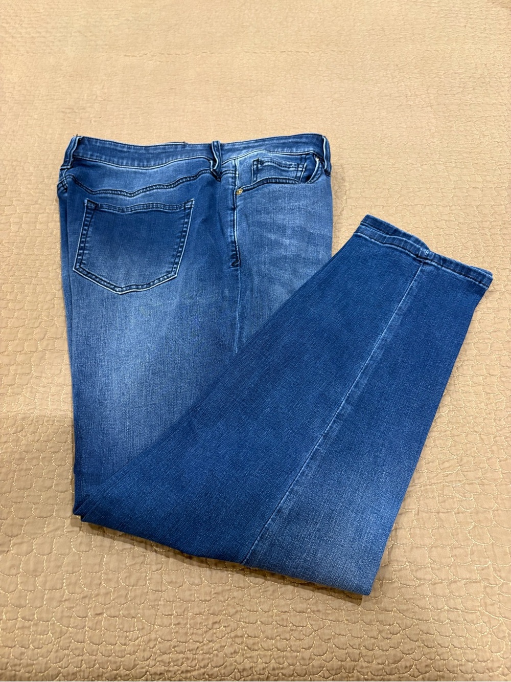 Tommy Bahama Slim Mid Rise Boyfriend Indigo Blue Jeans